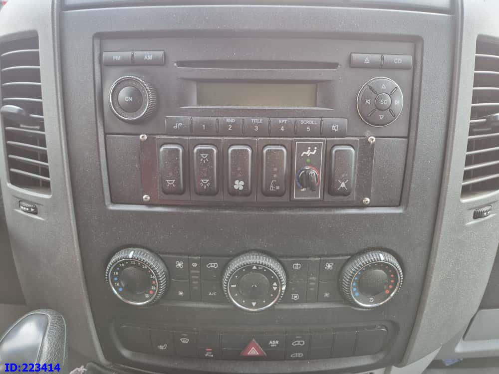 Minibus, Passenger van MERCEDES-BENZ Sprinter 519 VIP - 17 Seater Euro5: picture 13