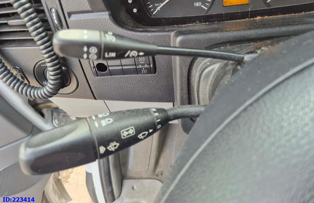 Minibus, Passenger van MERCEDES-BENZ Sprinter 519 VIP - 17 Seater Euro5: picture 9