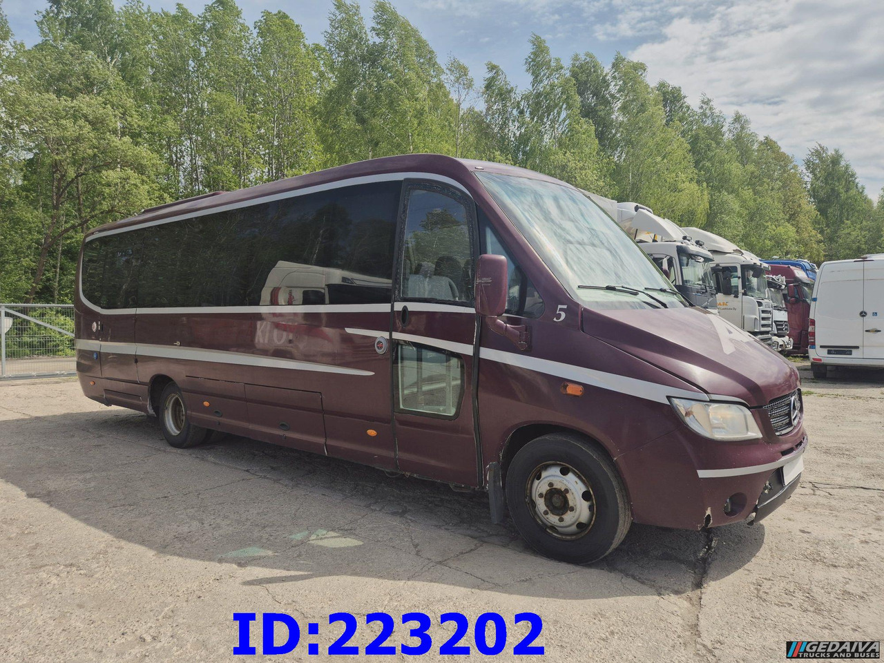 MERCEDES-BENZ Sunrider 818D Vario 33 - Seater - Coach: picture 3 MERCEDES-BENZ Sunrider 818D Vario 33 - Seater - Coach: picture 3