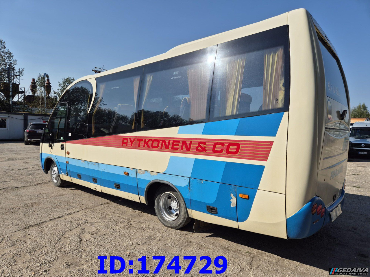 MERCEDES-BENZ Vario 815 26-Seater - Coach: picture 5 MERCEDES-BENZ Vario 815 26-Seater - Coach: picture 5