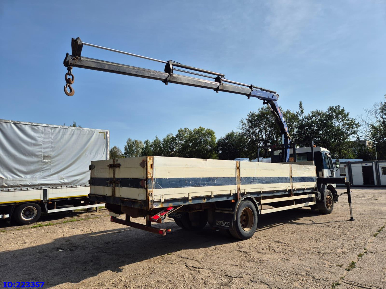 RENAULT Premium 210 4x2 Crane PM - Timber truck: picture 4 RENAULT Premium 210 4x2 Crane PM - Timber truck: picture 4