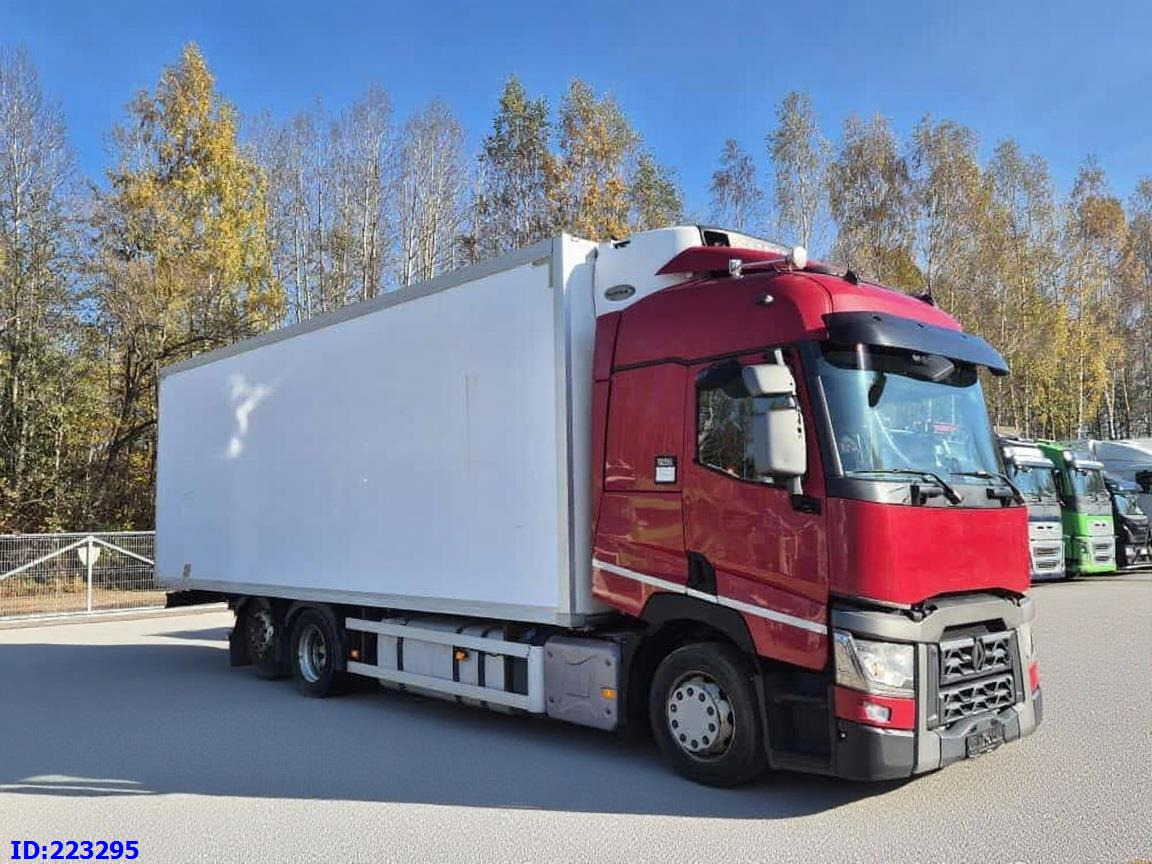 RENAULT T440 6x2 Euro 6 Refrigerated + Carrier Supra - Refrigerator truck: picture 4 RENAULT T440 6x2 Euro 6 Refrigerated + Carrier Supra - Refrigerator truck: picture 4