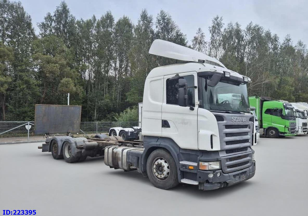 SCANIA R440 6X2 Steering axle (Engine defect) - Cab chassis truck: picture 4 SCANIA R440 6X2 Steering axle (Engine defect) - Cab chassis truck: picture 4