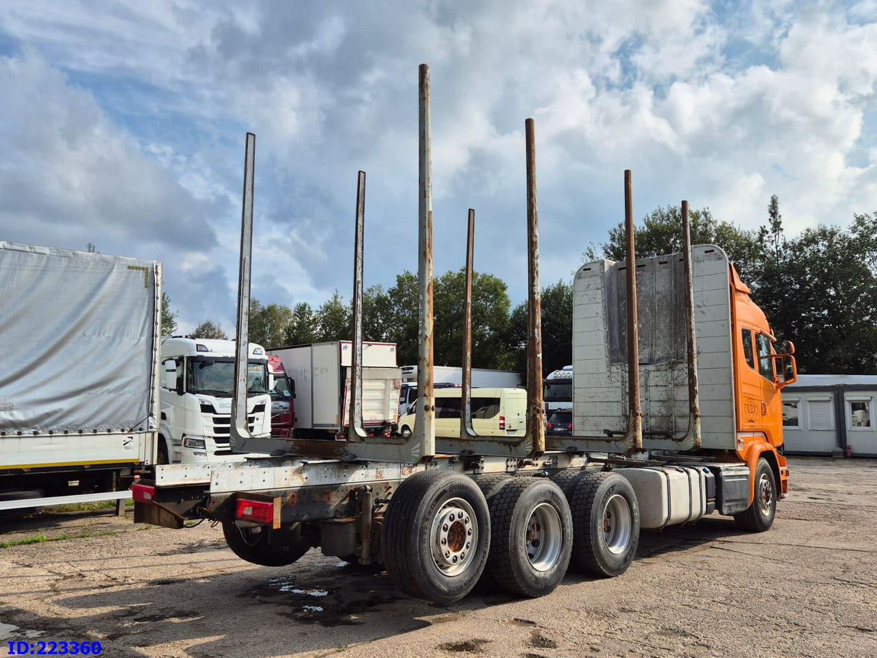 SCANIA R580 8X4 V8 Retarder - Timber truck: picture 4 SCANIA R580 8X4 V8 Retarder - Timber truck: picture 4