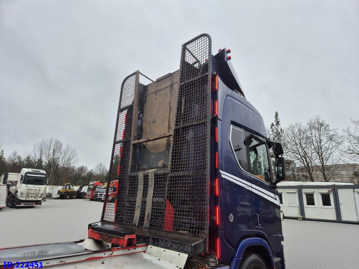 SCANIA R650 Full air 8x4 Steering axle (3 pedal) - Cab chassis truck: picture 5 SCANIA R650 Full air 8x4 Steering axle (3 pedal) - Cab chassis truck: picture 5