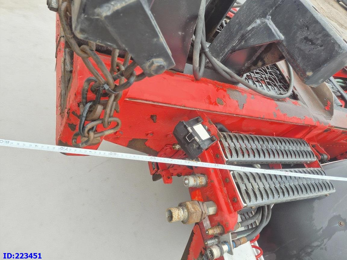 Cab chassis truck SCANIA R650 Full air 8x4 Steering axle (3 pedal): picture 8 Cab chassis truck SCANIA R650 Full air 8x4 Steering axle (3 pedal): picture 8