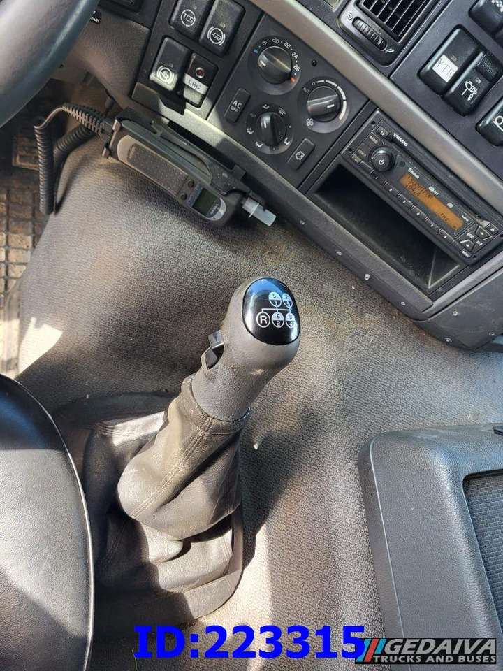 VOLVO FM 500HP 6x2 Euro5 - Cab chassis truck: picture 5 VOLVO FM 500HP 6x2 Euro5 - Cab chassis truck: picture 5