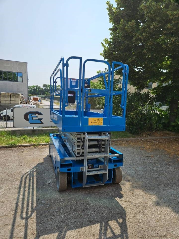 Genie GS 2646 - Scissor lift: picture 4 Genie GS 2646 - Scissor lift: picture 4