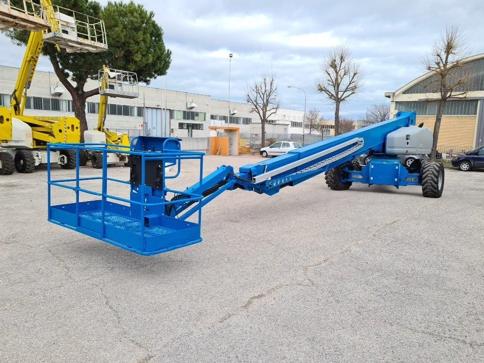 Telescopic boom Genie S125 4WD: picture 8