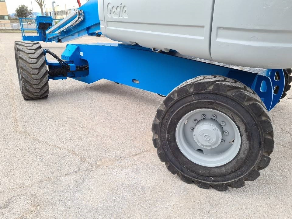 Telescopic boom Genie S125 4WD: picture 15