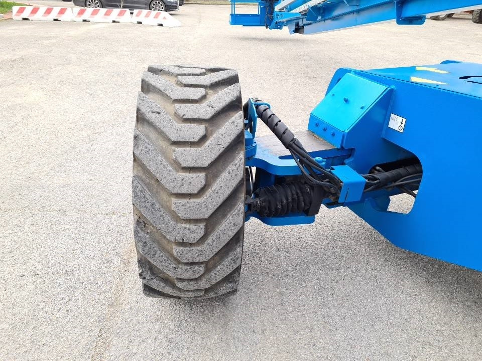 Telescopic boom Genie S125 4WD: picture 17