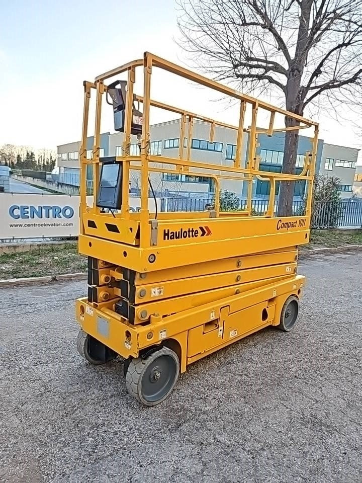 Scissor lift Haulotte Compact 10 N: picture 10