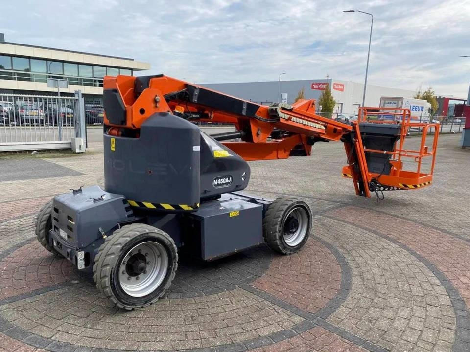 JLG M 450 AJ - Articulated boom: picture 2 JLG M 450 AJ - Articulated boom: picture 2