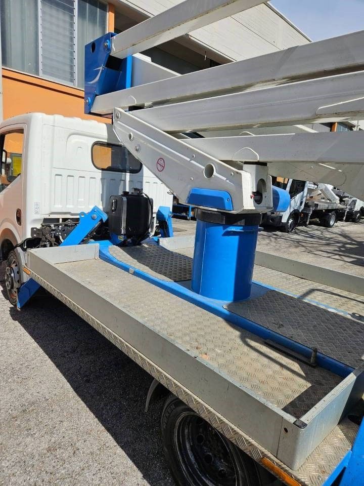 Socage DA 320  on lease Socage DA 320: picture 12 Socage DA 320  on lease Socage DA 320: picture 12