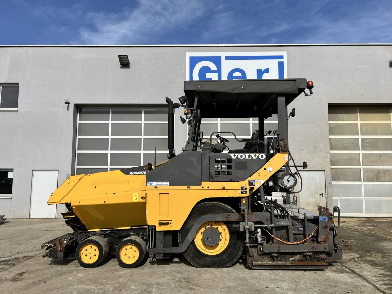 Volvo-ABG 6870 (111064) - Asphalt paver: picture 1 Volvo-ABG 6870 (111064) - Asphalt paver: picture 1