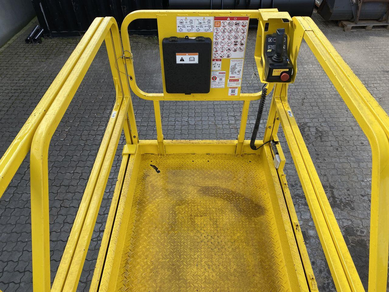 GMG 3346-i - Scissor lift: picture 3 GMG 3346-i - Scissor lift: picture 3