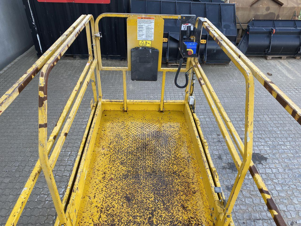 GMG 4046-ED - Scissor lift: picture 3 GMG 4046-ED - Scissor lift: picture 3