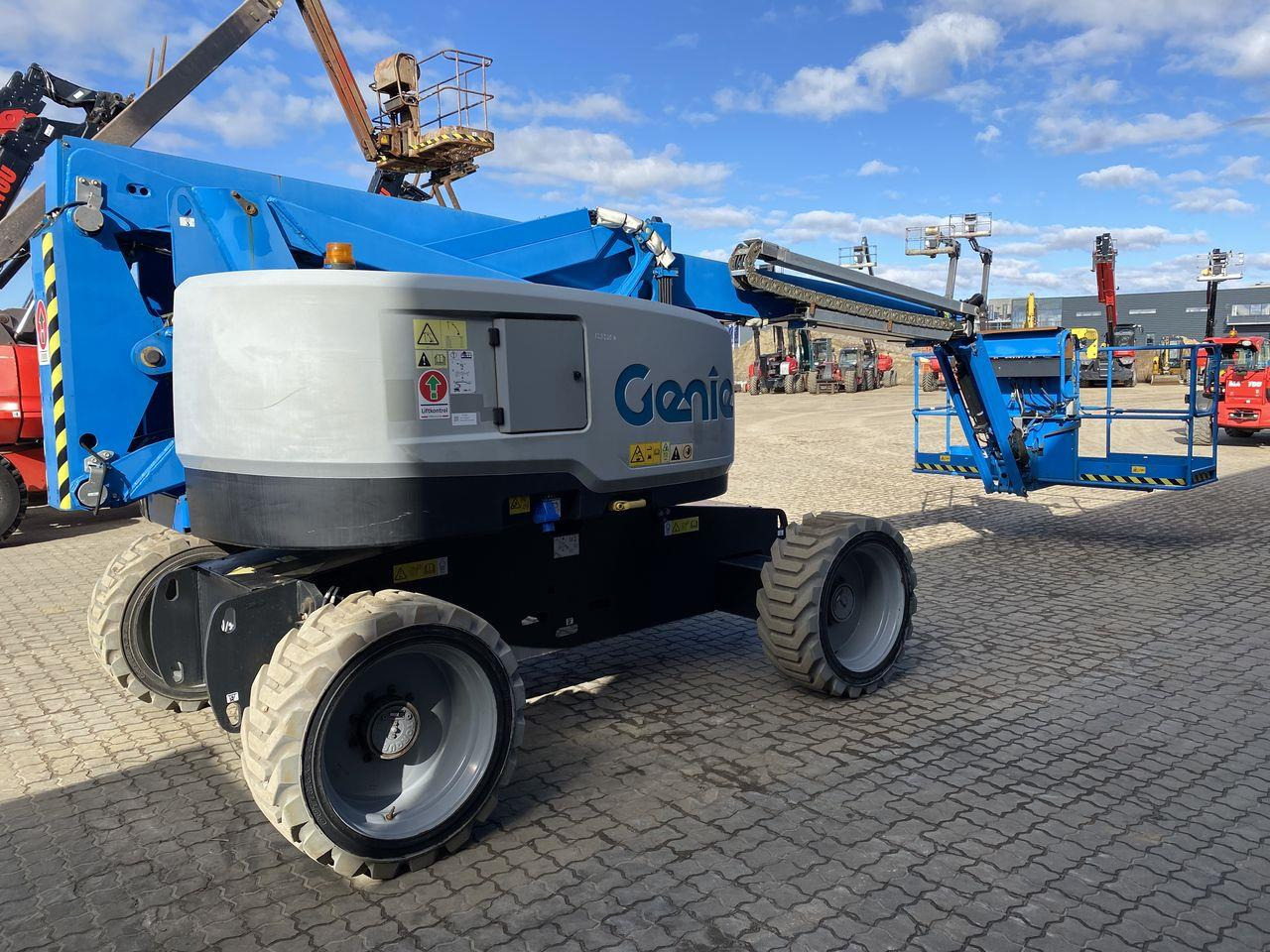 Genie Z60/37 DC - Articulated boom: picture 4 Genie Z60/37 DC - Articulated boom: picture 4