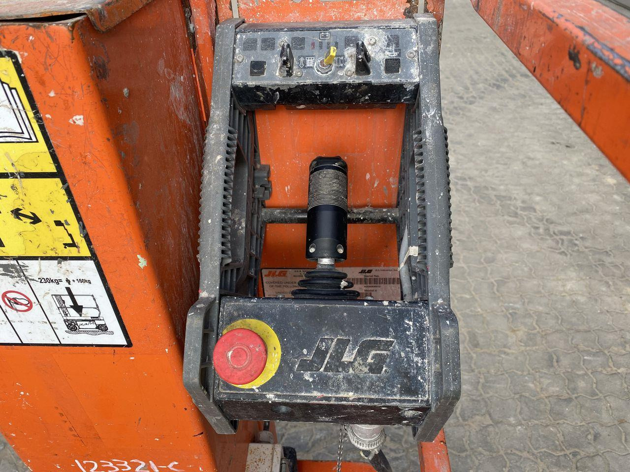 JLG 1230ES - Vertical mast lift: picture 3 JLG 1230ES - Vertical mast lift: picture 3