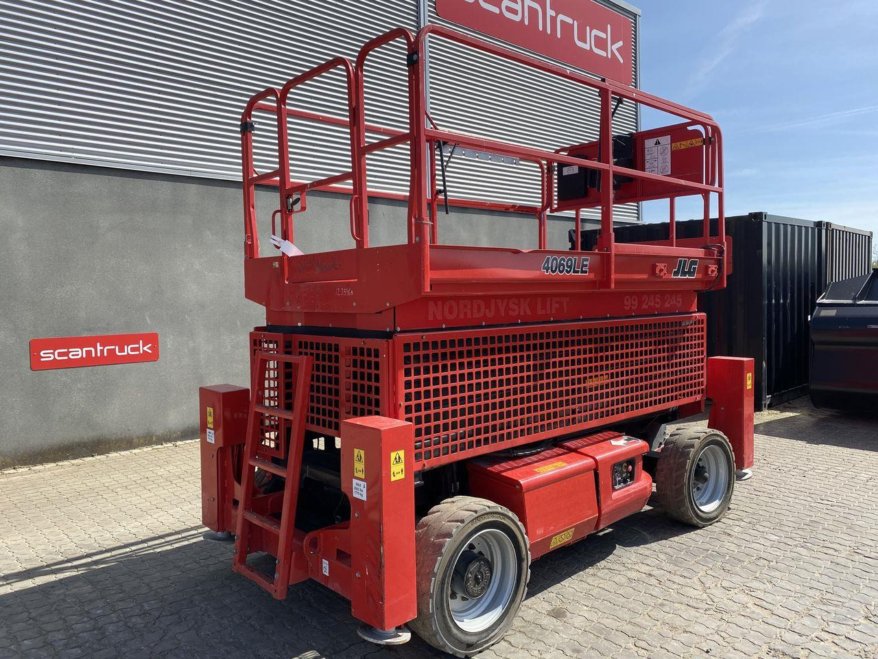 JLG 4069ERT - Scissor lift: picture 1 JLG 4069ERT - Scissor lift: picture 1