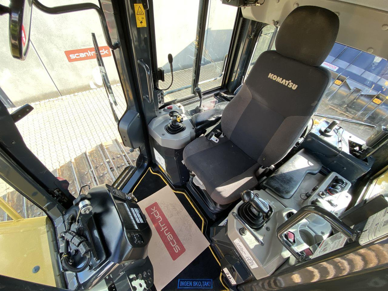 Komatsu D71PXI-24EO - Bulldozer: picture 3 Komatsu D71PXI-24EO - Bulldozer: picture 3