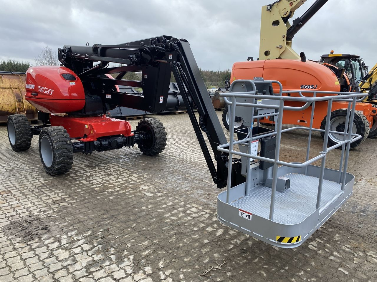 Manitou 160ATJ RC - Articulated boom: picture 5 Manitou 160ATJ RC - Articulated boom: picture 5