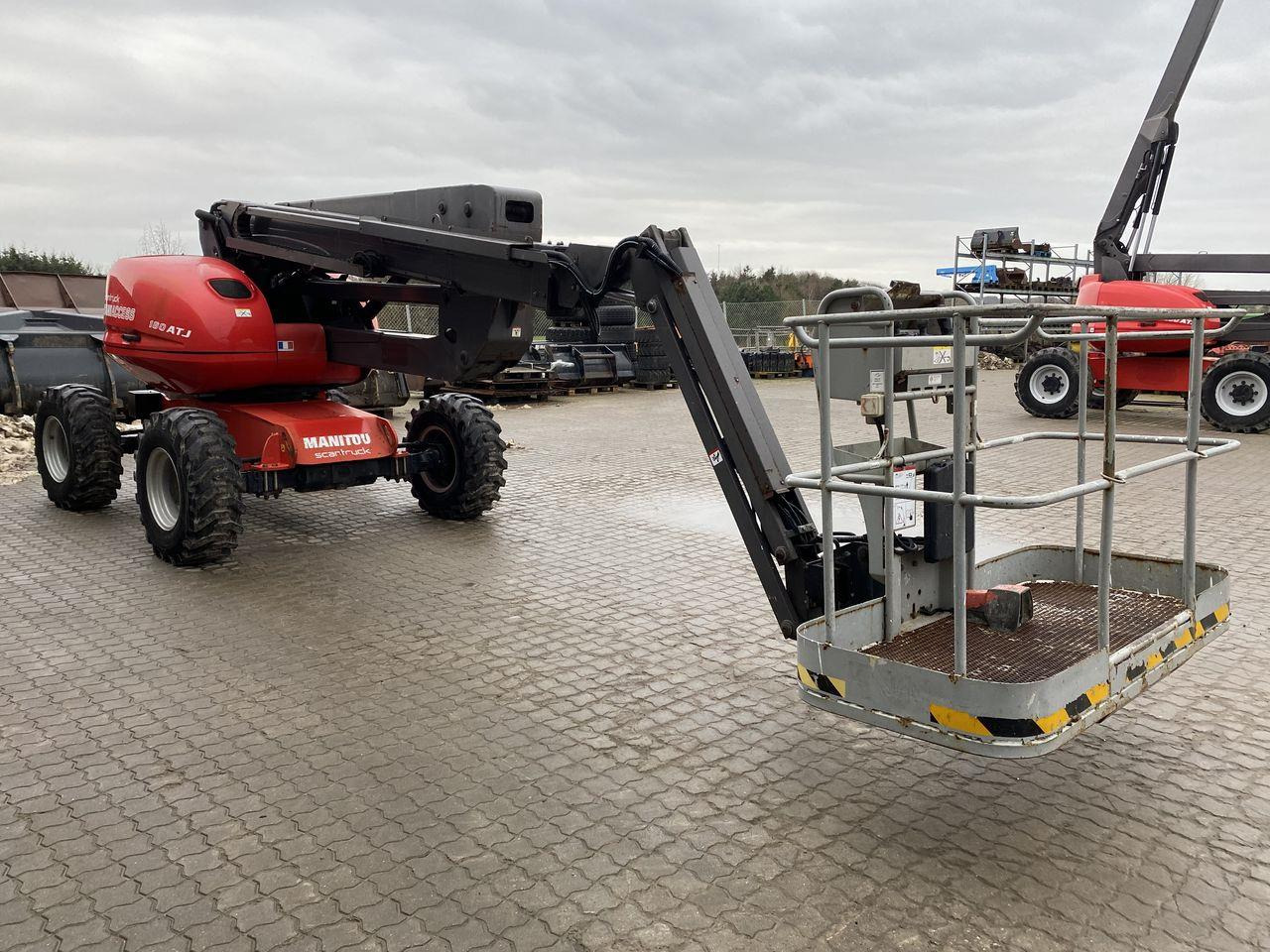 Manitou 180ATJ RC - Articulated boom: picture 5 Manitou 180ATJ RC - Articulated boom: picture 5