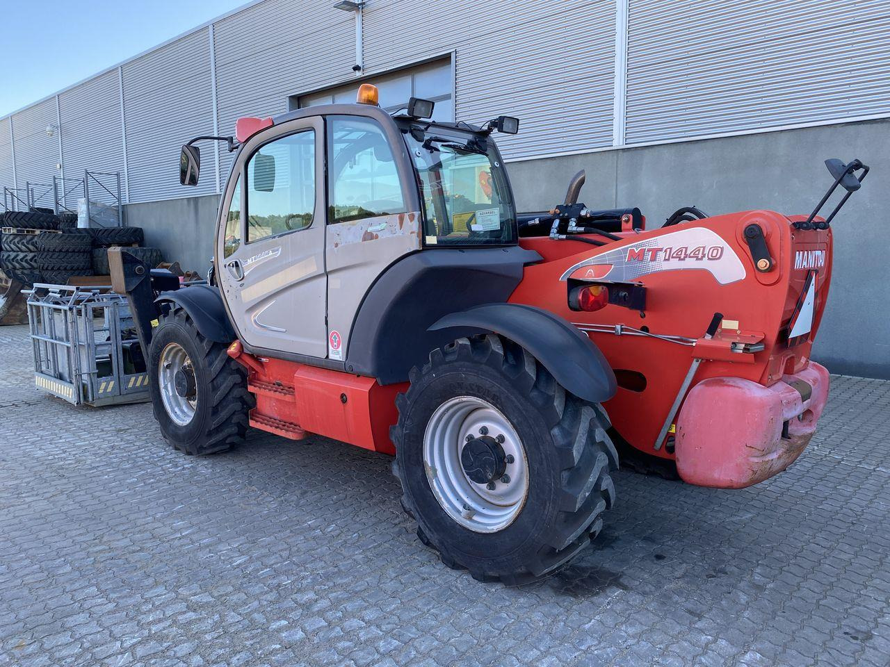Manitou MT1440A ST3B - Telescopic handler: picture 2 Manitou MT1440A ST3B - Telescopic handler: picture 2