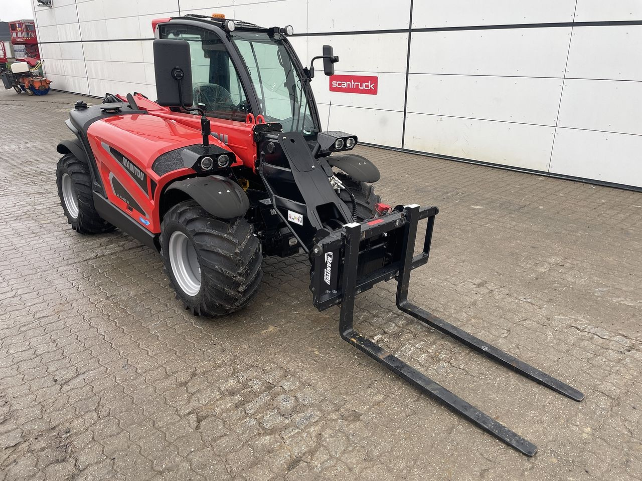 Manitou ULM412H Comfort ST5 - Telescopic handler: picture 5 Manitou ULM412H Comfort ST5 - Telescopic handler: picture 5