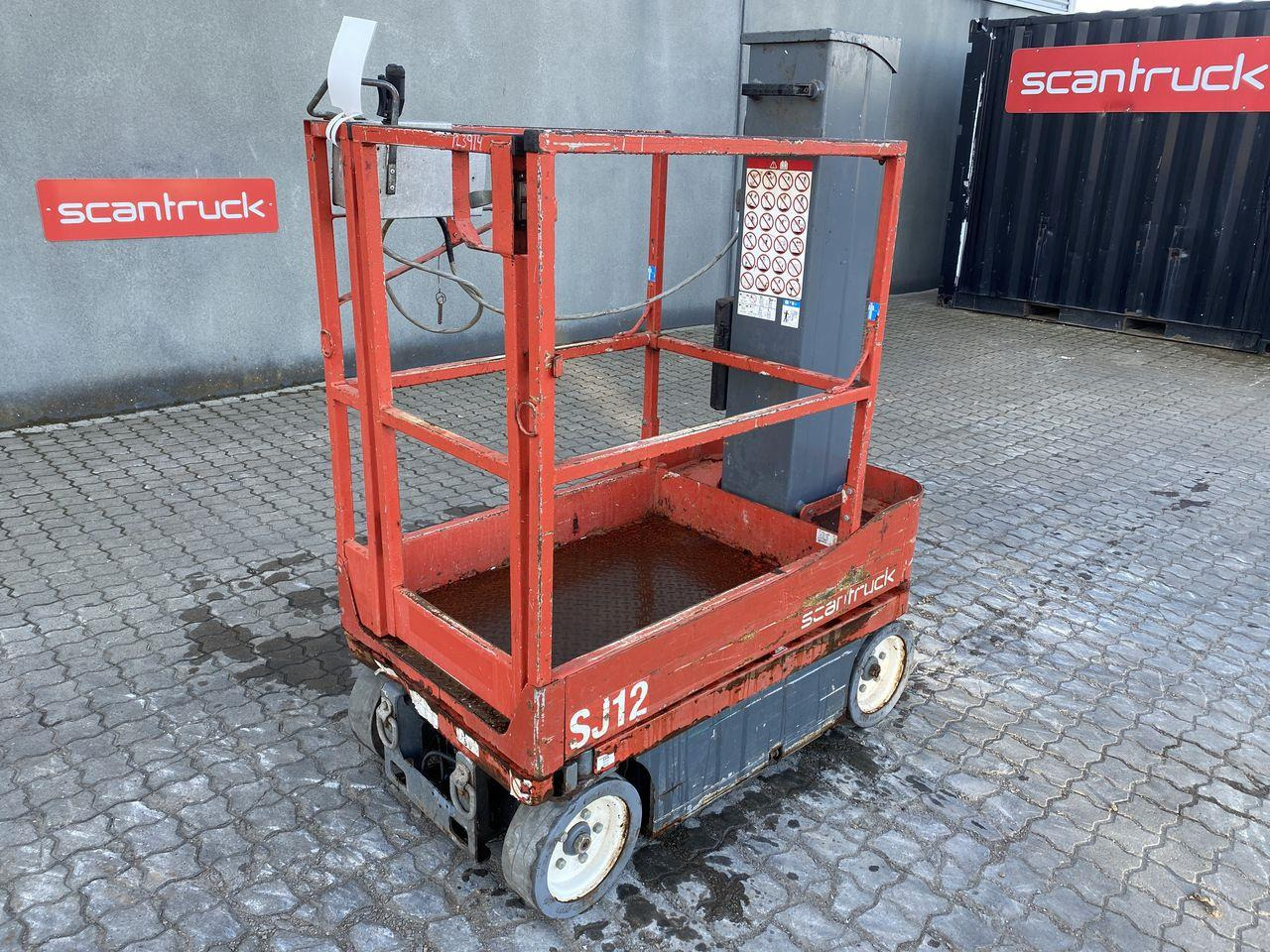 Skyjack SJ12 - Vertical mast lift: picture 1 Skyjack SJ12 - Vertical mast lift: picture 1