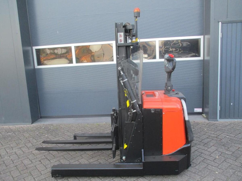BT SPE 120 XRD - Pallet truck: picture 1 BT SPE 120 XRD - Pallet truck: picture 1