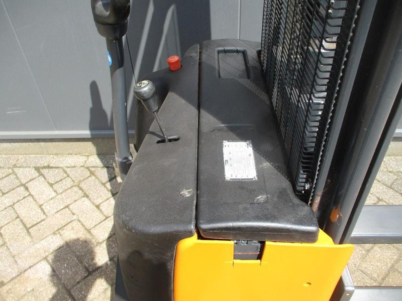 Still EGV 12-OM - Stacker: picture 5 Still EGV 12-OM - Stacker: picture 5