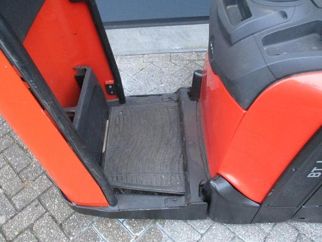 Pallet truck Toyota LPE 250: picture 7