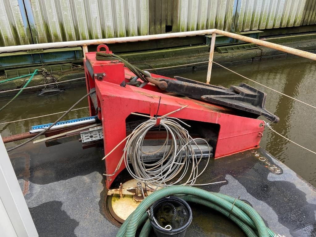 Construction equipment Baars Pile Pontoon (modulair: picture 7 Construction equipment Baars Pile Pontoon (modulair: picture 7