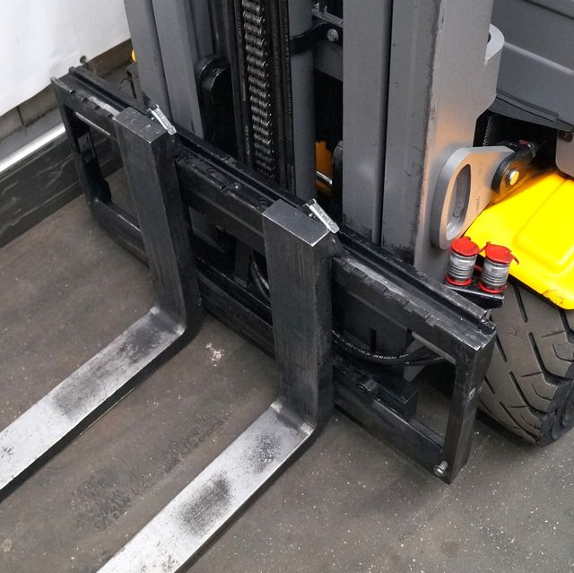 Jungheinrich EFG320 - Electric forklift: picture 4 Jungheinrich EFG320 - Electric forklift: picture 4