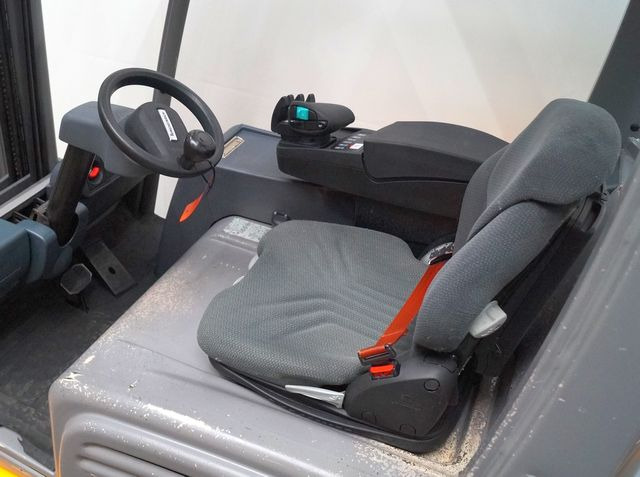 Jungheinrich EFG320 - Electric forklift: picture 3 Jungheinrich EFG320 - Electric forklift: picture 3