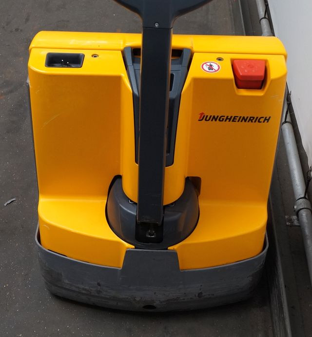 Jungheinrich EJE116 - Pallet truck: picture 3 Jungheinrich EJE116 - Pallet truck: picture 3