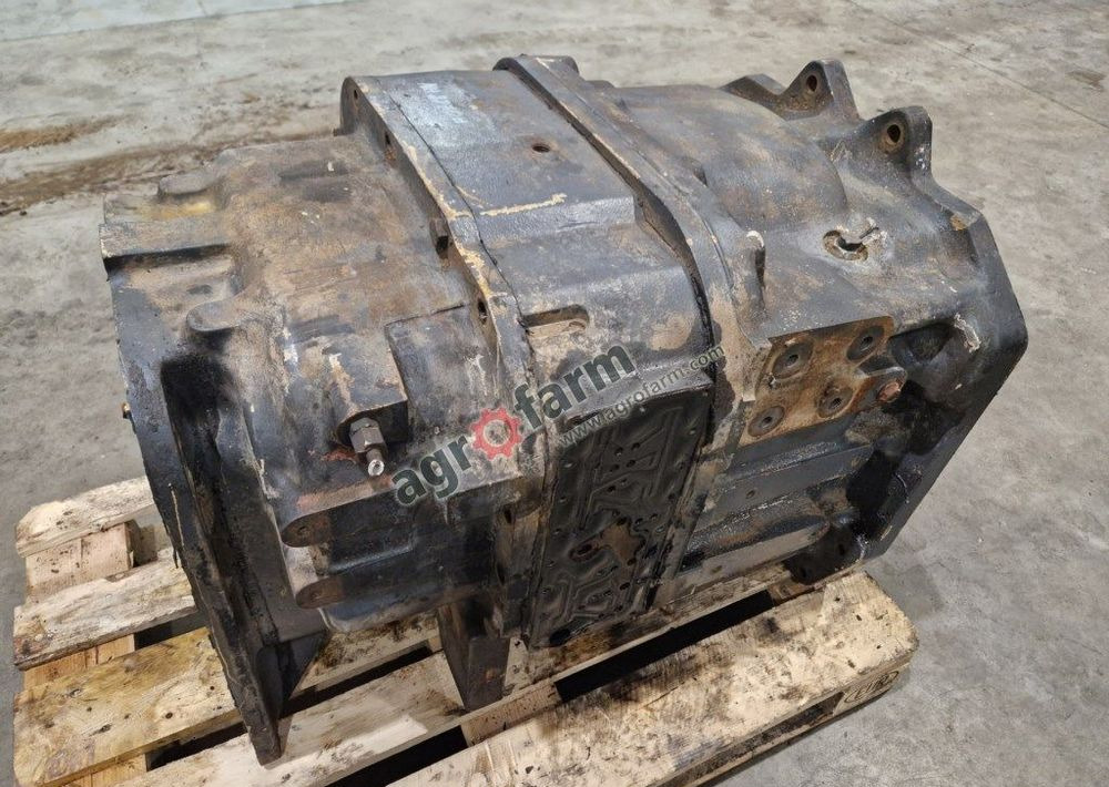 SKRZYNIA BIEGÓW NEW HOLLAND 8770 96014934 - Gearbox: picture 1 SKRZYNIA BIEGÓW NEW HOLLAND 8770 96014934 - Gearbox: picture 1