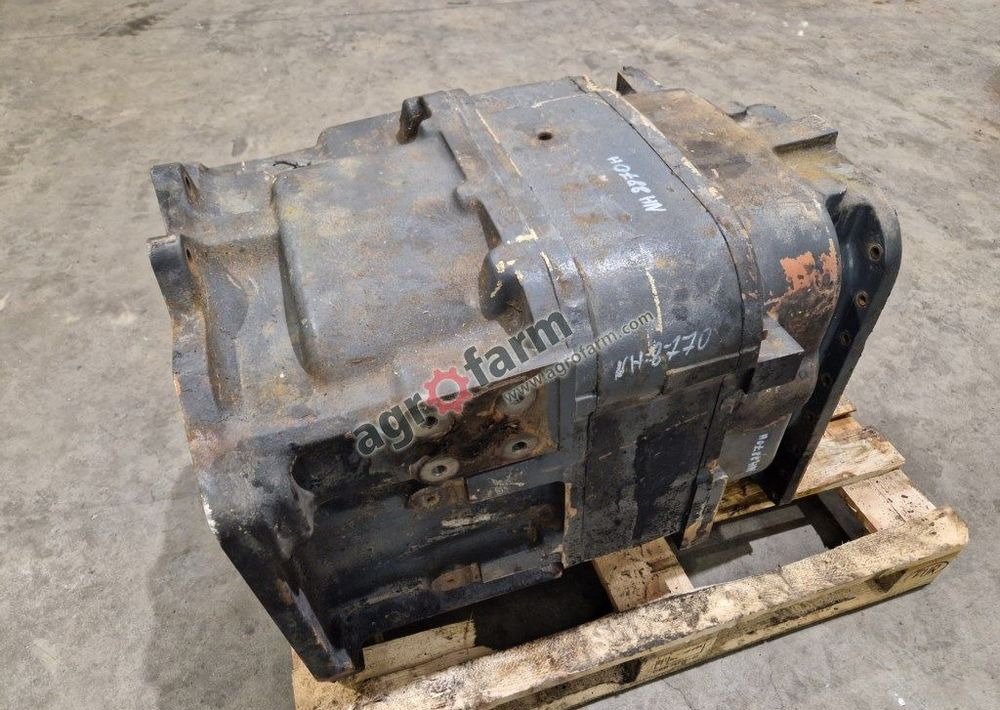 SKRZYNIA BIEGÓW NEW HOLLAND 8770 96014934 - Gearbox: picture 2 SKRZYNIA BIEGÓW NEW HOLLAND 8770 96014934 - Gearbox: picture 2
