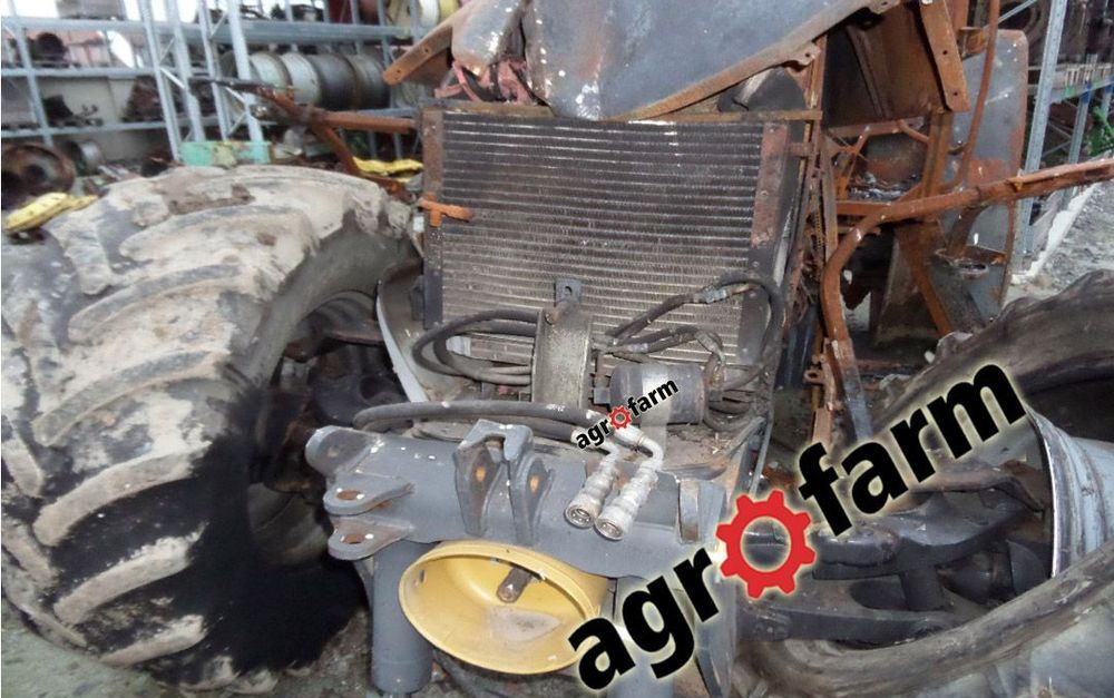 MCCormick części XTX 200 185 skrzynia silnik most oś dyferencjał piasta wał głowica blok obudowa - Spare parts: picture 2 MCCormick części XTX 200 185 skrzynia silnik most oś dyferencjał piasta wał głowica blok obudowa - Spare parts: picture 2