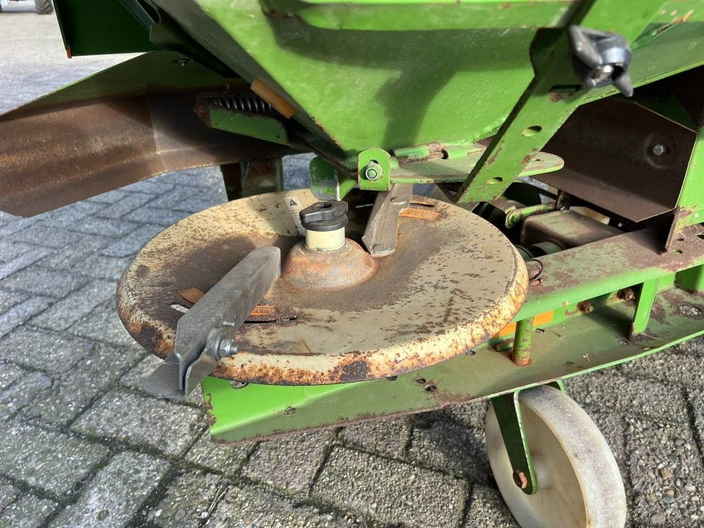 Fertilizer spreader Amazone ZA-M II 1000: picture 6