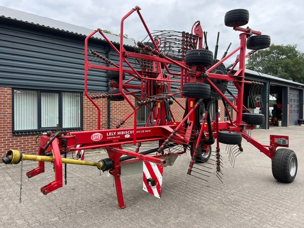 Lely Hibiscus 915 CD Vario - Tedder/ Rake: picture 1 Lely Hibiscus 915 CD Vario - Tedder/ Rake: picture 1