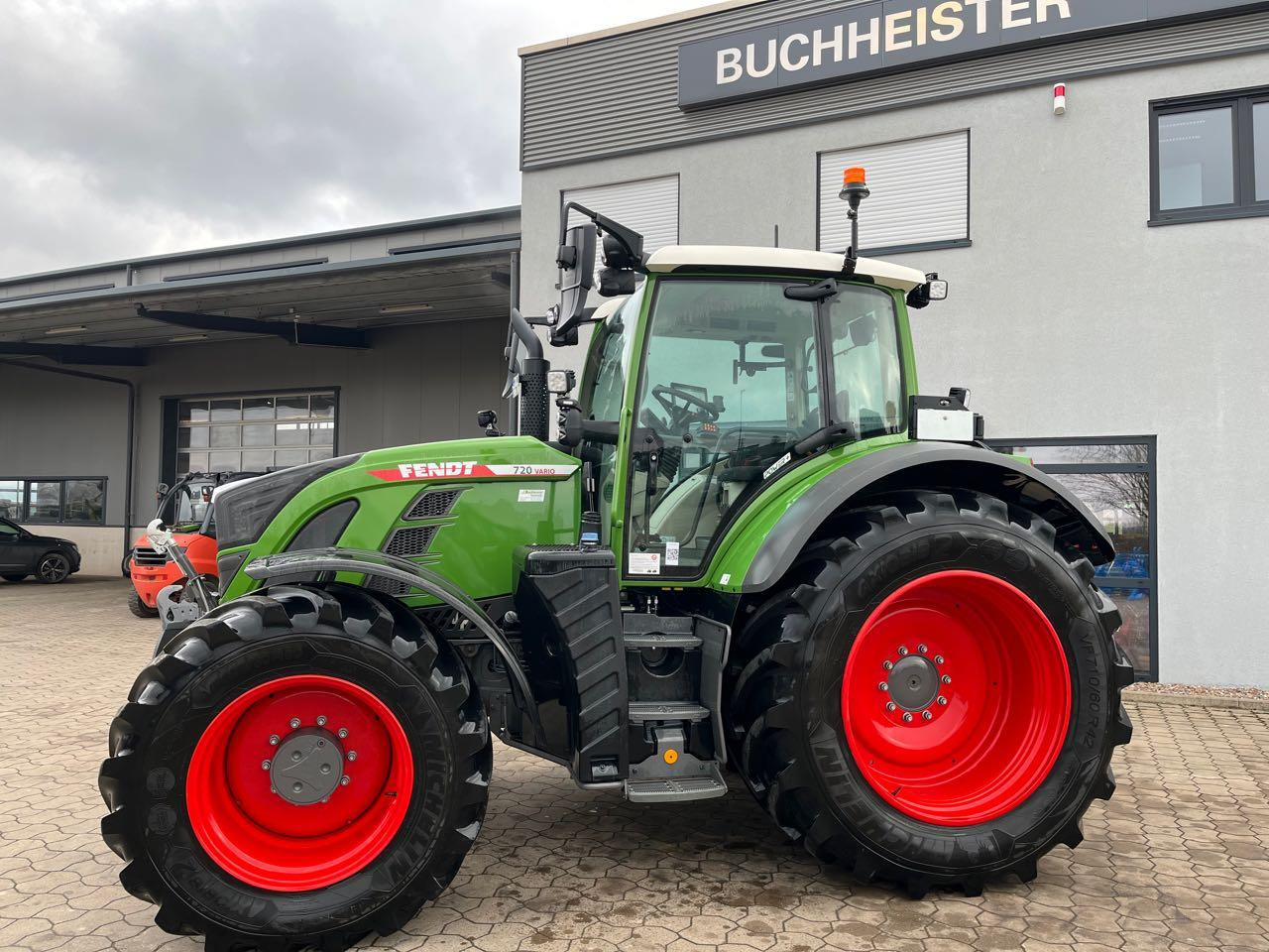 Fendt 720 Vario Gen 6 PowerPlus - Farm tractor: picture 1 Fendt 720 Vario Gen 6 PowerPlus - Farm tractor: picture 1
