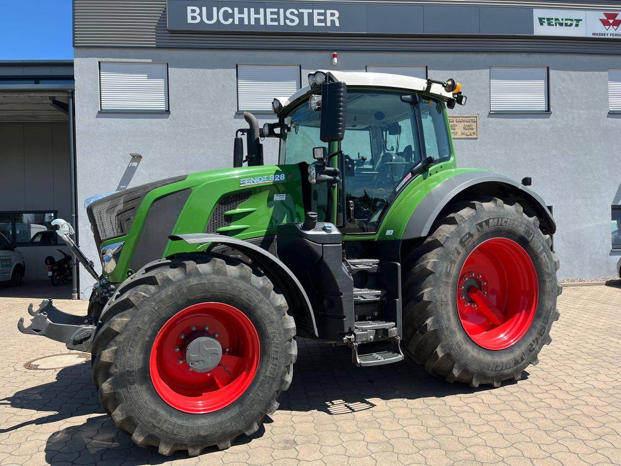 Fendt 828 Vario S4 ProfiPlus - Farm tractor: picture 1 Fendt 828 Vario S4 ProfiPlus - Farm tractor: picture 1