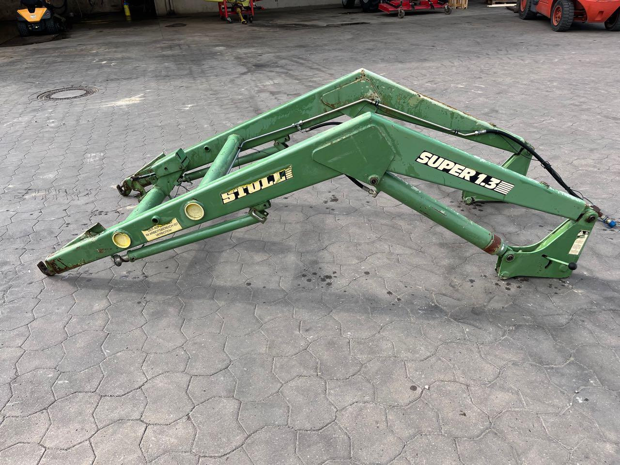 Stoll Super 1.3 - Front loader for tractor: picture 1 Stoll Super 1.3 - Front loader for tractor: picture 1