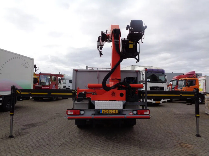 Dropside/ Flatbed truck, Crane truck DAF CF 460 Combi Pacton MXD220 + 8X2 + Manual + Euro 6 + Palfinger PK 18500: picture 13