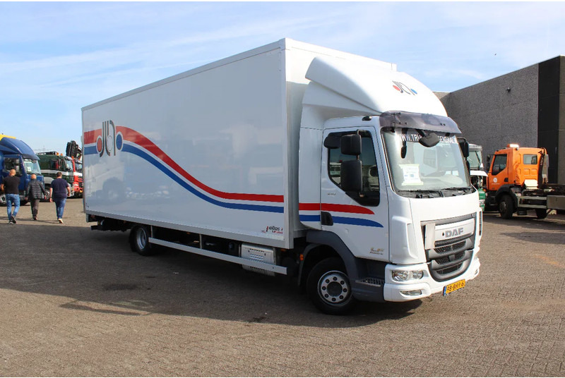 DAF LF 210 + EURO 6 + 12T + LIFT - Box truck: picture 2 DAF LF 210 + EURO 6 + 12T + LIFT - Box truck: picture 2