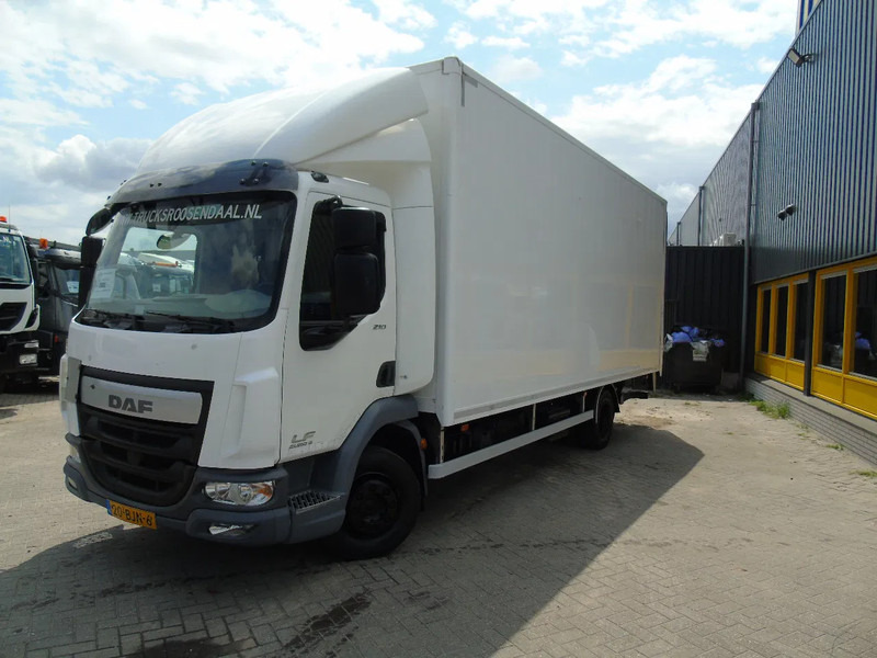 DAF LF 210 + euro 6 + lift + 3P - Box truck: picture 2 DAF LF 210 + euro 6 + lift + 3P - Box truck: picture 2