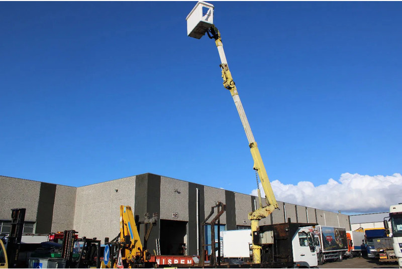 MAN 14.224 + EURO 2 + PTO + EFFER 95 / 2S + 11.5meter platform - Crane truck: picture 4 MAN 14.224 + EURO 2 + PTO + EFFER 95 / 2S + 11.5meter platform - Crane truck: picture 4