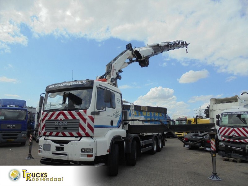 MAN TGA 41.460 1e Owner + Manual + Fassi F800XP 6x hydr. + Winch + hoogzit 8x4 + Low KM + Remote + FLY-JIB Prepared - Crane truck: picture 1 MAN TGA 41.460 1e Owner + Manual + Fassi F800XP 6x hydr. + Winch + hoogzit 8x4 + Low KM + Remote + FLY-JIB Prepared - Crane truck: picture 1